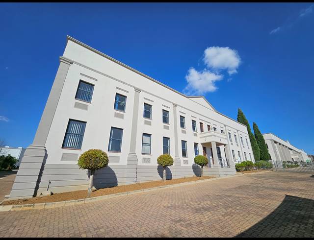 1,561M² WAREHOUSE TO LET IN RANDJESPARK